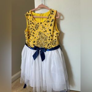 Girls yellow floral dress perfect for any occasion